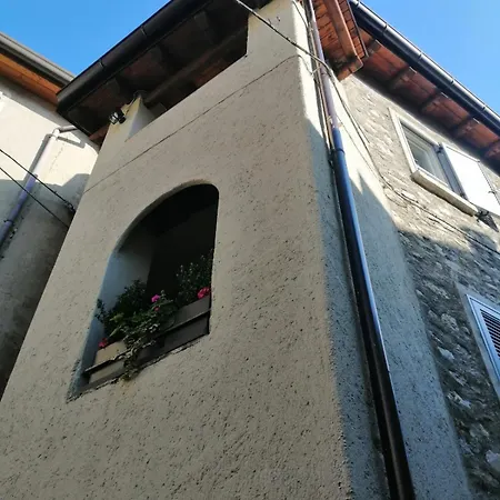 Casa Amelia Nesso